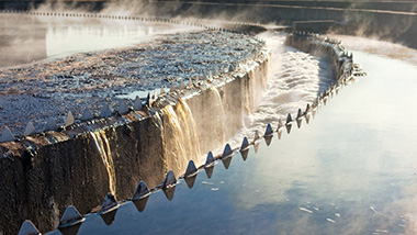 廢水處理該用什么設備