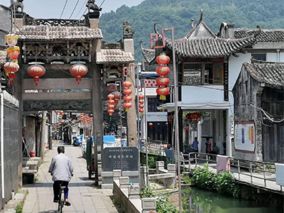 坡南街的水生態系統恢復與端午節的綠色傳承 浙江平陽縣坡南歷史文化街區改造提升水系生態修復項目